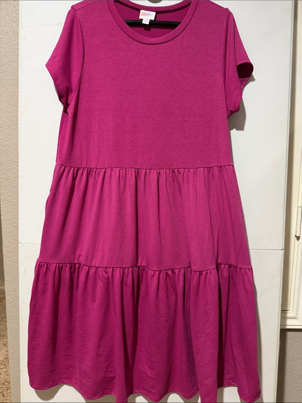 LuLaRoe Ariel Jersey Knit Magenta Short Sleeve Tiered Dress